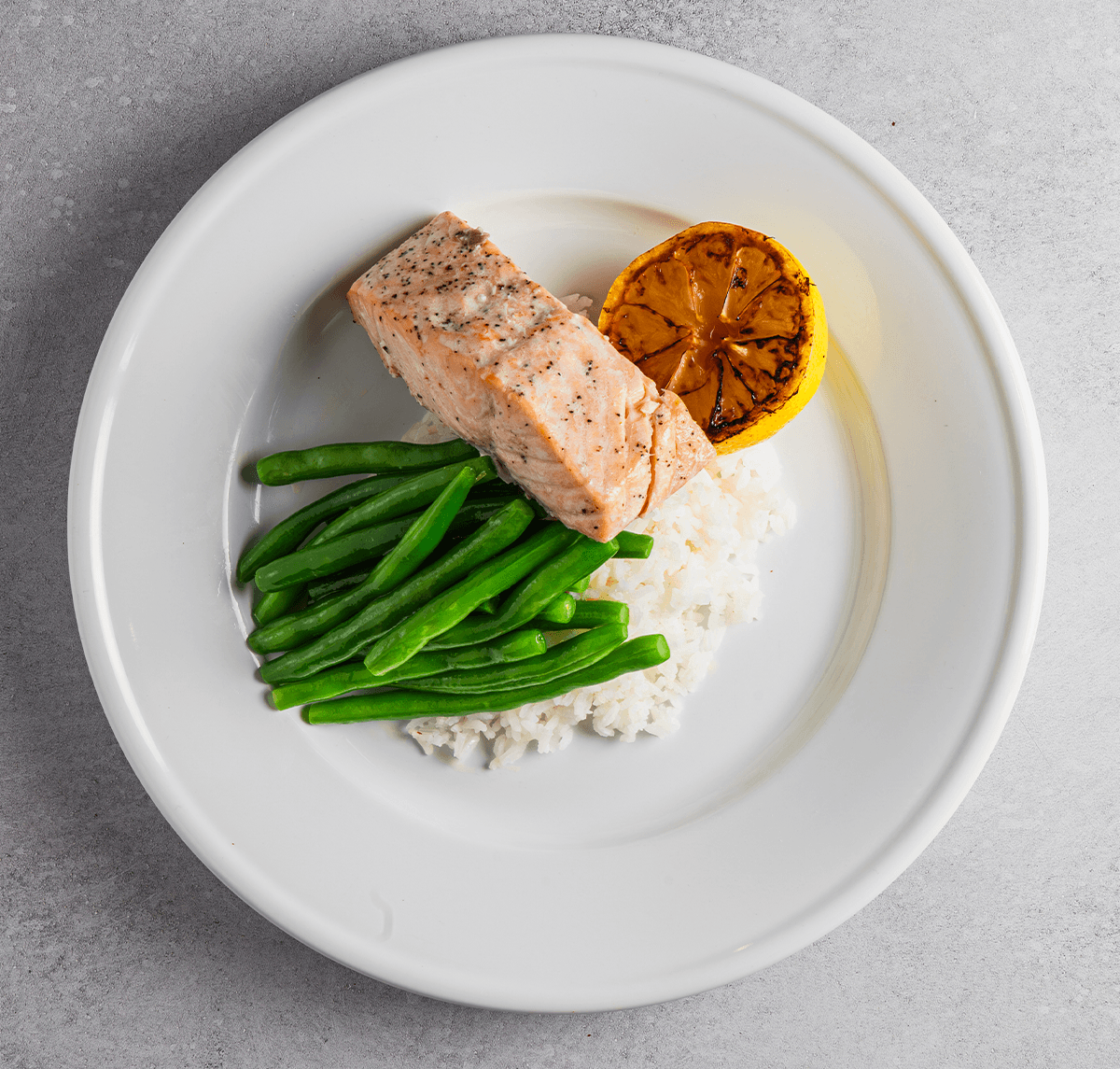 Simple Atlantic Salmon with Green Beans