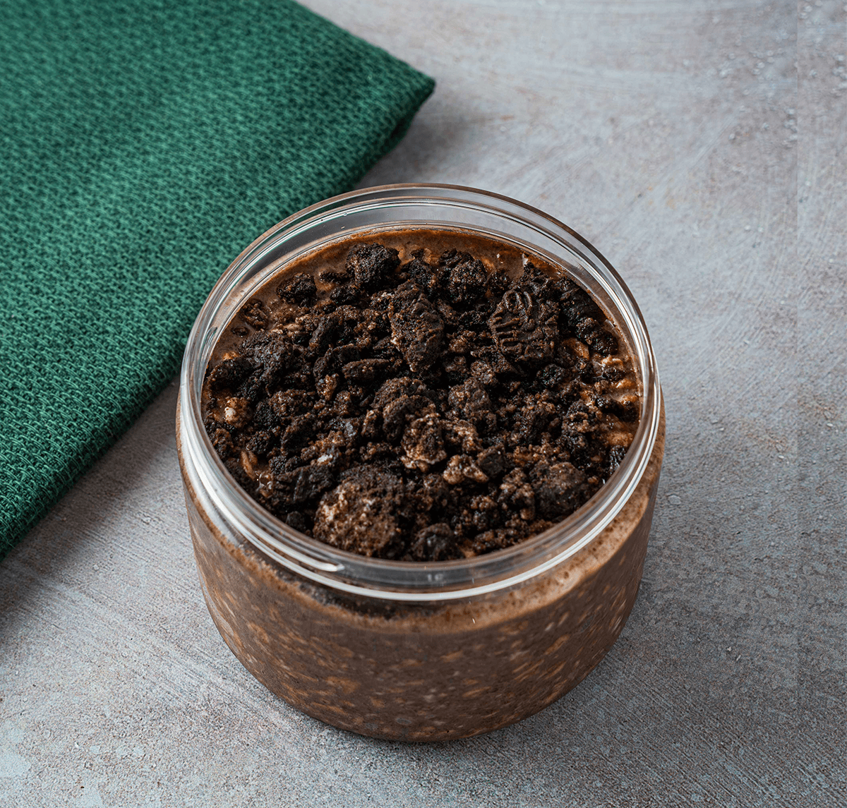 Cookies and Cream Overnight Oats